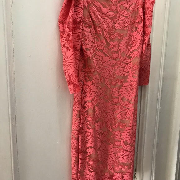 Off The Shoulder Lace Cocktail Dress - Picture 3 of 6